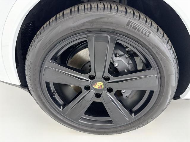 2026 Porsche Cayenne Unknown