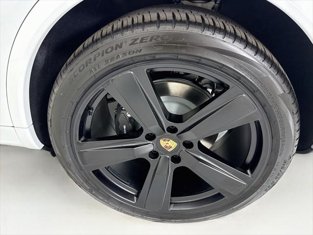 2026 Porsche Cayenne Unknown