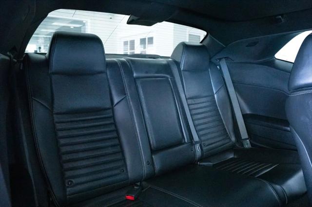2013 Dodge Challenger R/T Plus