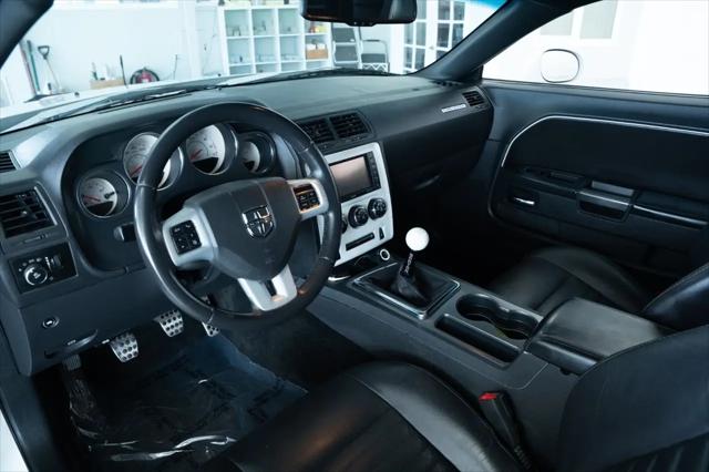 2013 Dodge Challenger R/T Plus