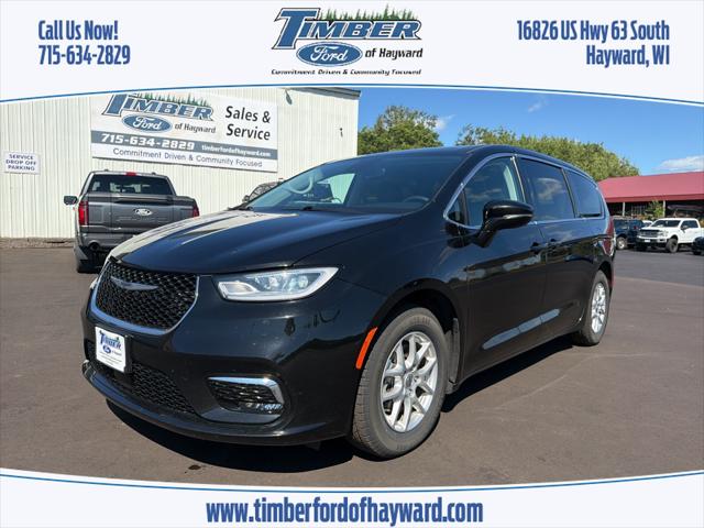 2024 Chrysler Pacifica Touring L for sale in Hayward, WI