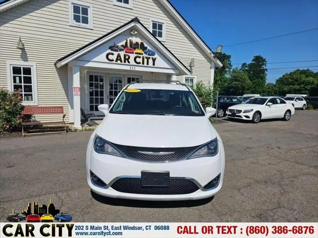 2017 Chrysler Pacifica Touring-L for sale in East Windsor, CT