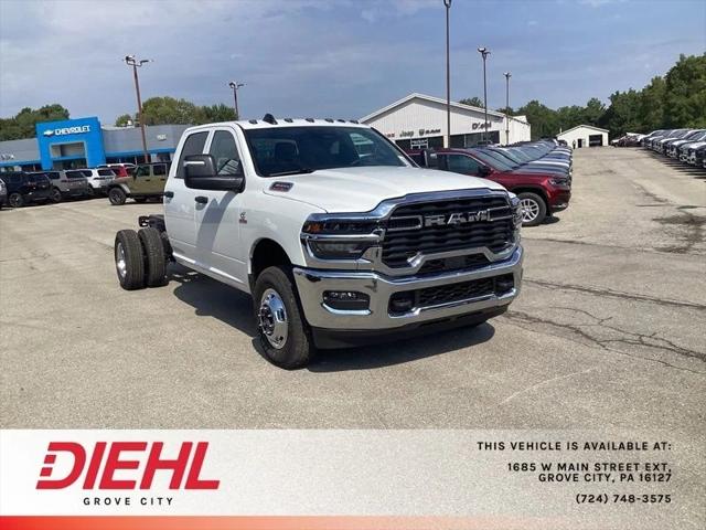 2027 RAM Ram 3500 Chassis Cab RAM 3500 TRADESMAN CREW CAB CHASSIS 4X4 60 CA