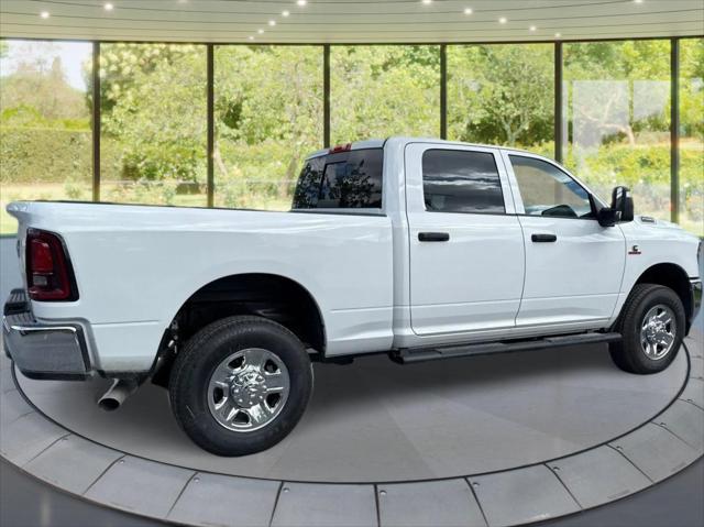 2027 RAM Ram 2500 RAM 2500 TRADESMAN CREW CAB 4X4 64 BOX 2027 RAM Ram 2500 RAM 2500 TRADESMAN CREW CAB 4X4 64 BOX