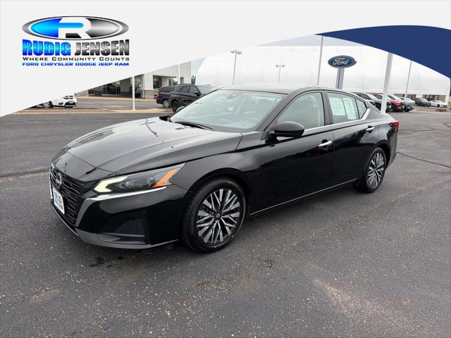 2025 Nissan Altima SV FWD for sale in New Lisbon, WI