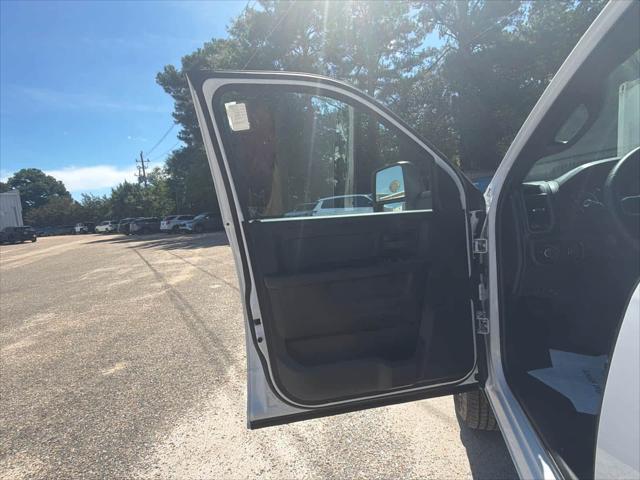 2027 Ram 2500 Tradesman