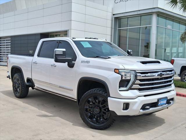 2025 Chevrolet Silverado 2500HD 4WD Crew Cab Standard Bed High Country for sale in Edinburg, TX