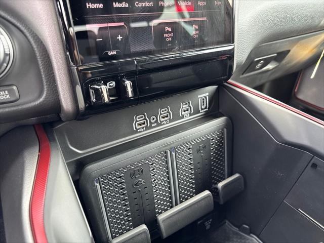 2026 Ram 1500 Rebel Crew Cab 4x4 5'7" Box