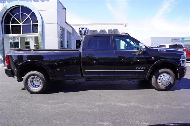 2027 RAM Ram 3500 RAM 3500 LIMITED CREW CAB 4X4 8 BOX 2027 RAM Ram 3500 RAM 3500 LIMITED CREW CAB 4X4 8 BOX