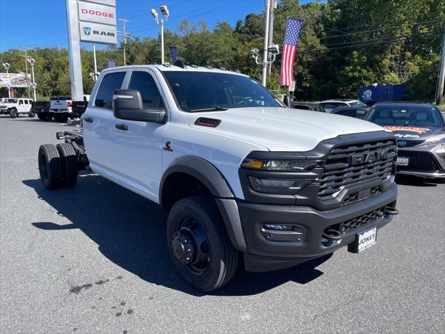 2027 RAM Ram 5500 Chassis Cab RAM 5500 TRADESMAN CHASSIS CREW CAB 4X4 60 CA 2027 RAM Ram 5500 Chassis Cab RAM 5500 TRADESMAN CHASSIS CREW CAB 4X4 60 CA