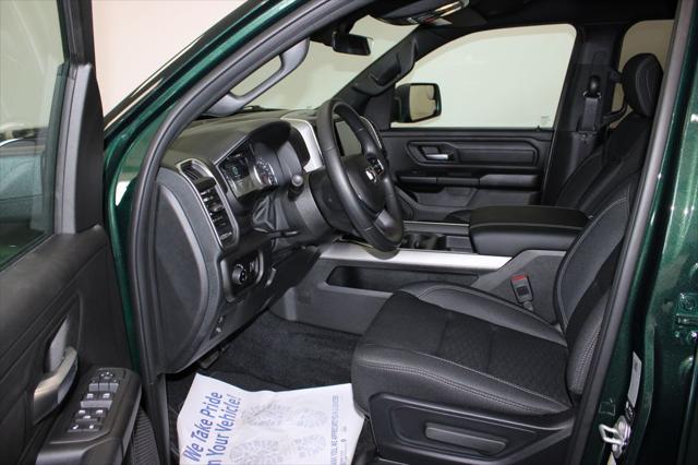 2026 RAM 1500 RAM 1500 EXPRESS CREW CAB 4X4 57 BOX
