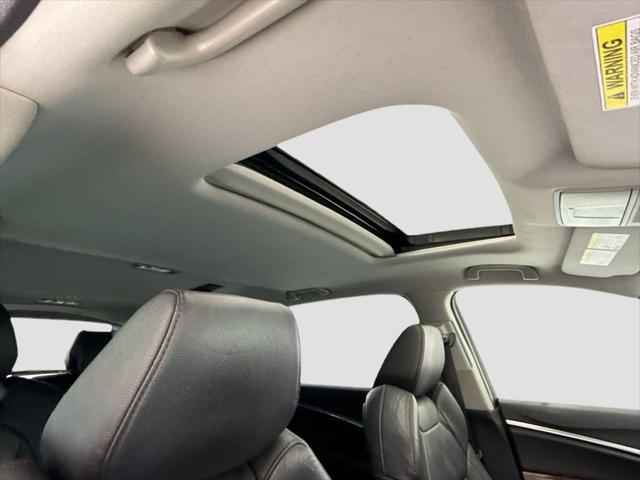 2017 Acura MDX w/Technology Package