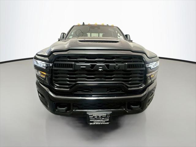 2027 RAM 2500 Black Express 2027 RAM 2500 Black Express