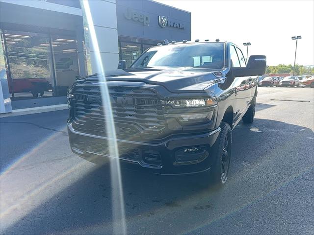 2027 RAM Ram 3500 RAM 3500 BIG HORN CREW CAB 4X4 8 BOX 2027 RAM Ram 3500 RAM 3500 BIG HORN CREW CAB 4X4 8 BOX