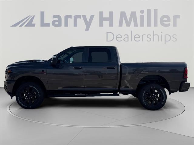 2027 RAM 2500 Black Express 2027 RAM 2500 Black Express