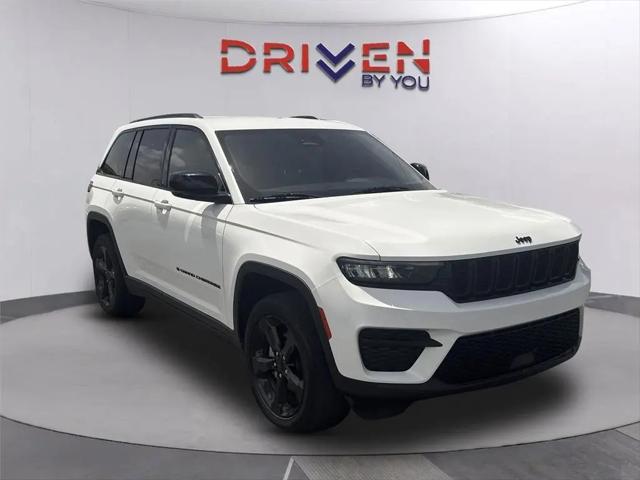 2023 Jeep Grand Cherokee Altitude 4x4 for sale in Marianna, FL