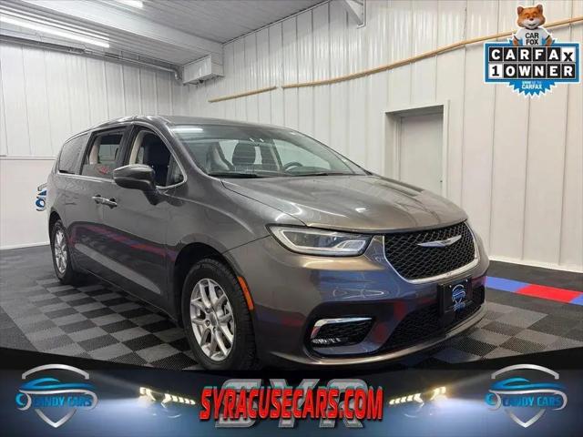 2023 Chrysler Pacifica Touring L for sale in Syracuse, NY