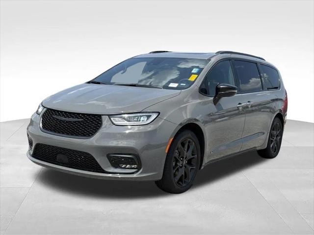 2025 Chrysler Pacifica Limited for sale in Pell City, AL