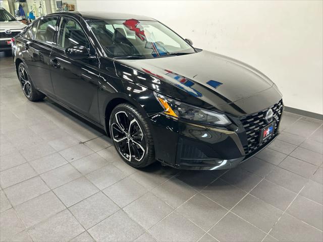 2023 Nissan Altima SR Intelligent AWD 2023 Nissan Altima SR Intelligent AWD