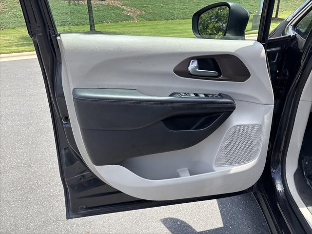 2017 Chrysler Pacifica Touring Plus