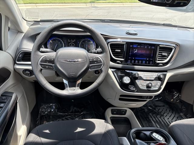 2017 Chrysler Pacifica Touring Plus