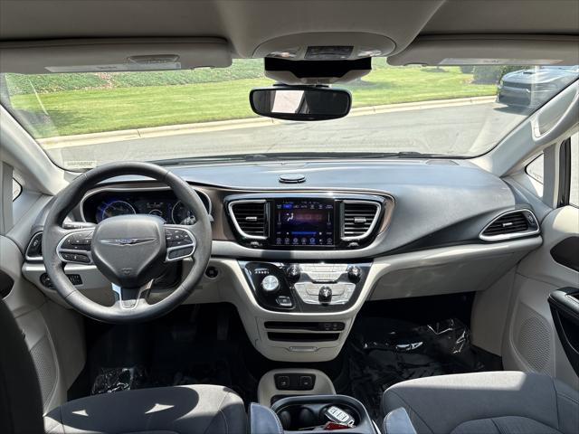 2017 Chrysler Pacifica Touring Plus