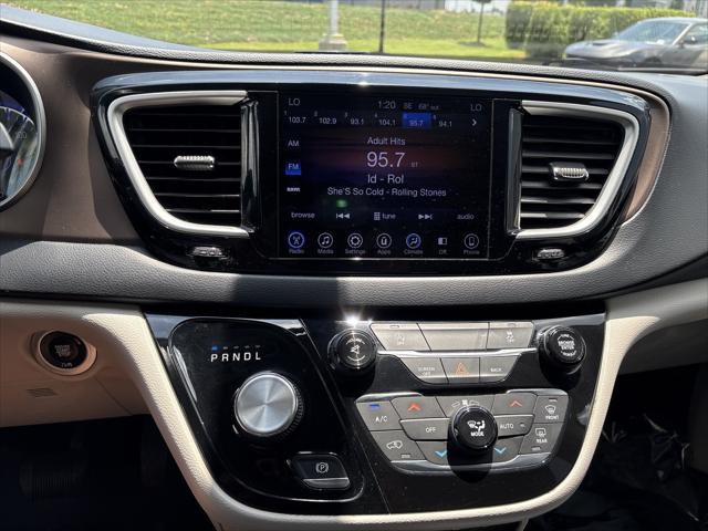 2017 Chrysler Pacifica Touring Plus