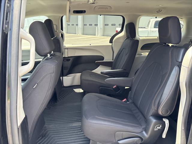 2017 Chrysler Pacifica Touring Plus