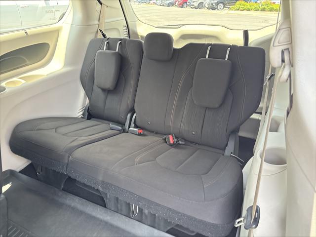 2017 Chrysler Pacifica Touring Plus