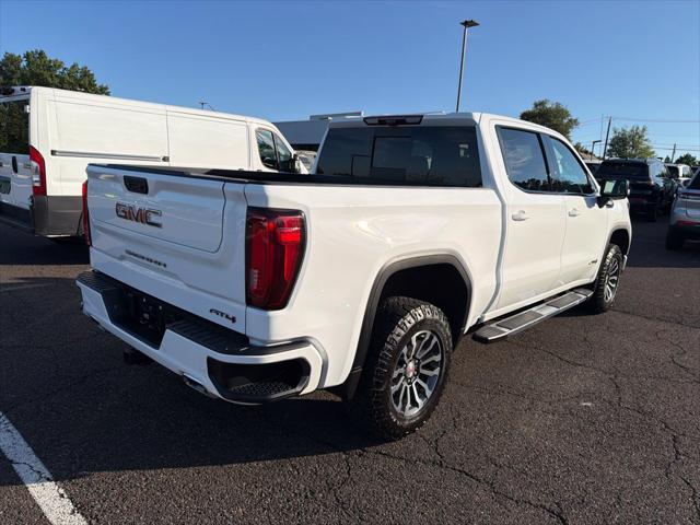 2023 GMC Sierra 1500 4WD Crew Cab Short Box AT4 2023 GMC Sierra 1500 4WD Crew Cab Short Box AT4