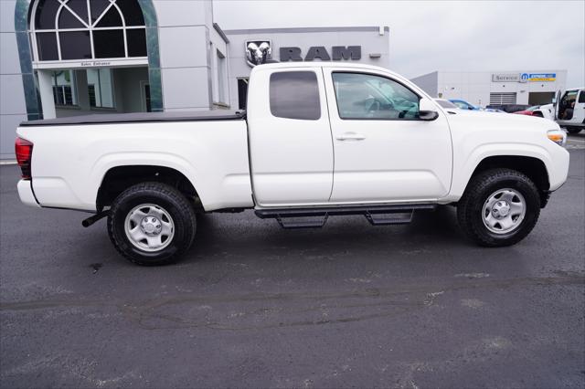 2022 Toyota Tacoma SR 2022 Toyota Tacoma SR
