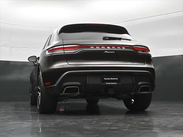 2026 Porsche Macan AWD