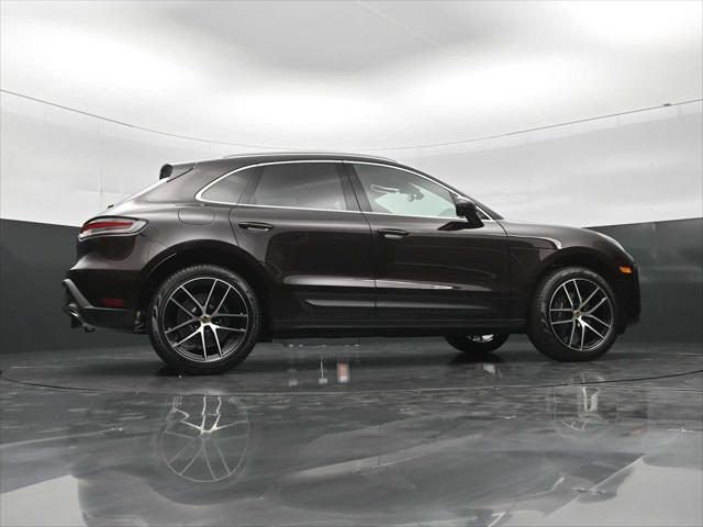 2026 Porsche Macan AWD