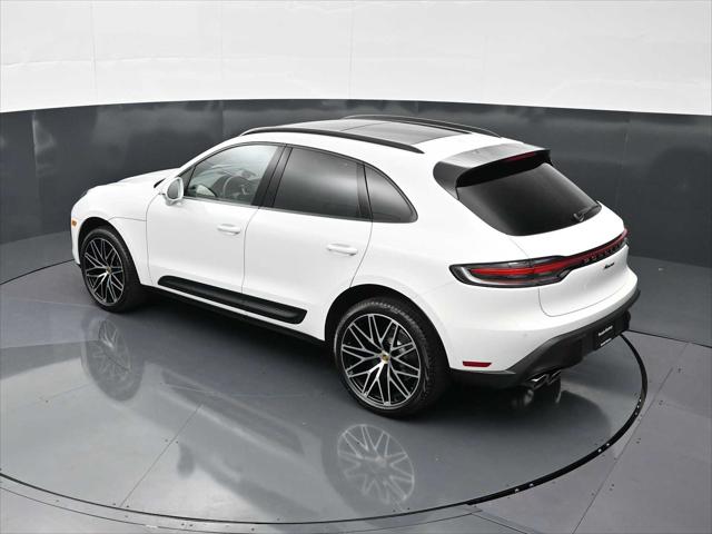 2026 Porsche Macan AWD
