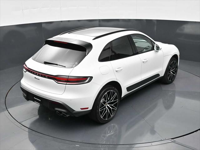 2026 Porsche Macan AWD