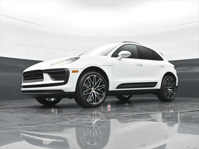 2026 Porsche Macan AWD