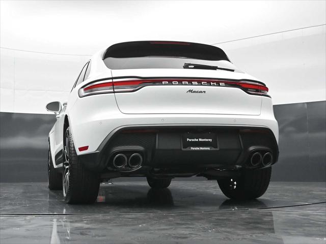 2026 Porsche Macan AWD