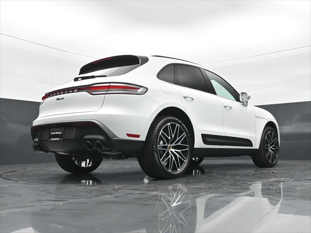 2026 Porsche Macan AWD