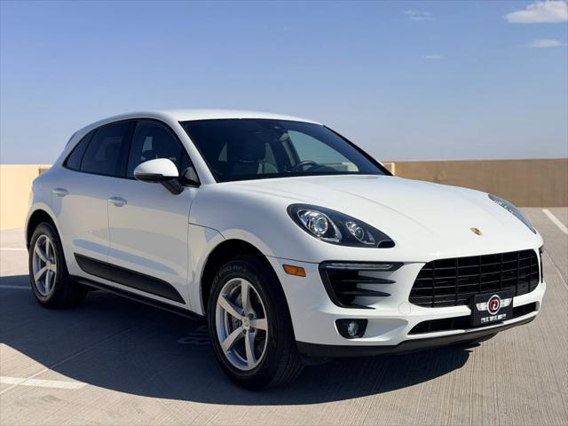 2017 Porsche Macan Sport Utility 4D