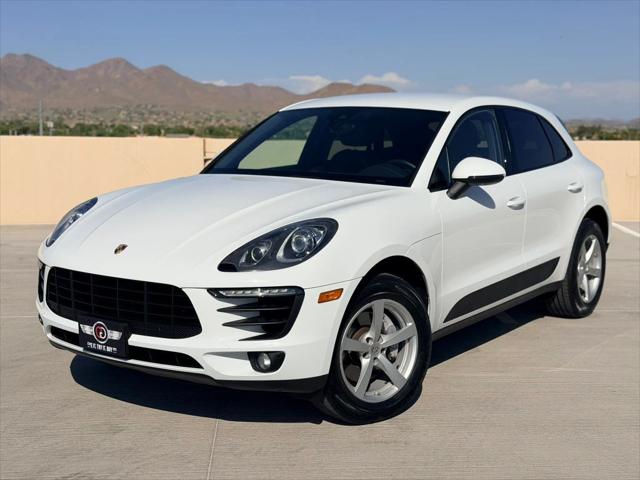 2017 Porsche Macan Sport Utility 4D