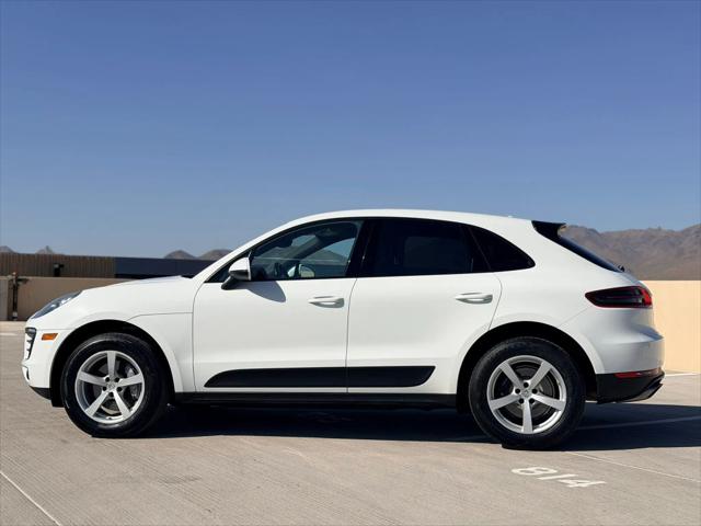 2017 Porsche Macan Sport Utility 4D