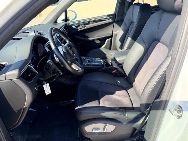 2017 Porsche Macan Sport Utility 4D