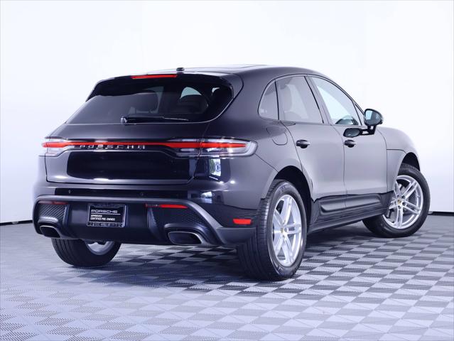 2026 Porsche Macan 4DR AWD