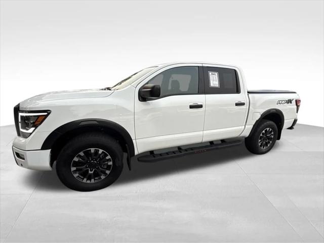 2024 Nissan TITAN Crew Cab PRO-4X 4x4 2024 Nissan TITAN Crew Cab PRO-4X 4x4
