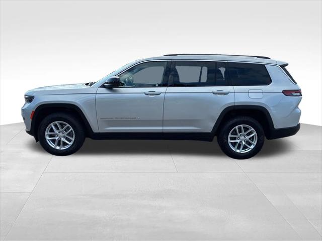 2023 Jeep Grand Cherokee L Laredo 4x2 2023 Jeep Grand Cherokee L Laredo 4x2