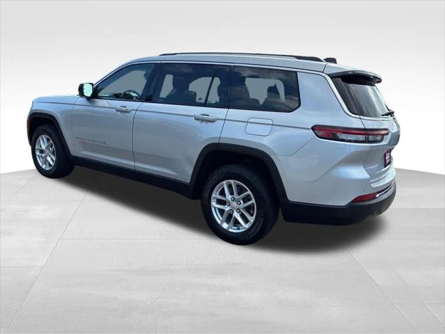 2023 Jeep Grand Cherokee L Laredo 4x2 2023 Jeep Grand Cherokee L Laredo 4x2