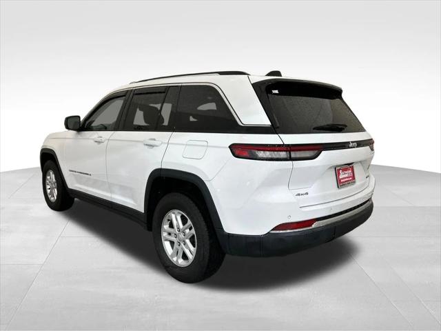 2023 Jeep Grand Cherokee Laredo 4x4 2023 Jeep Grand Cherokee Laredo 4x4