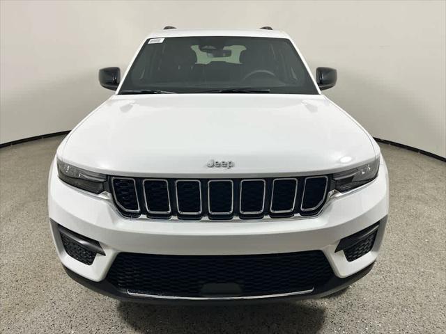 2026 Jeep Grand Cherokee GRAND CHEROKEE LAREDO 4X2 2026 Jeep Grand Cherokee GRAND CHEROKEE LAREDO 4X2