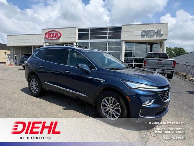 2023 Buick Enclave Essence AWD 2023 Buick Enclave Essence AWD