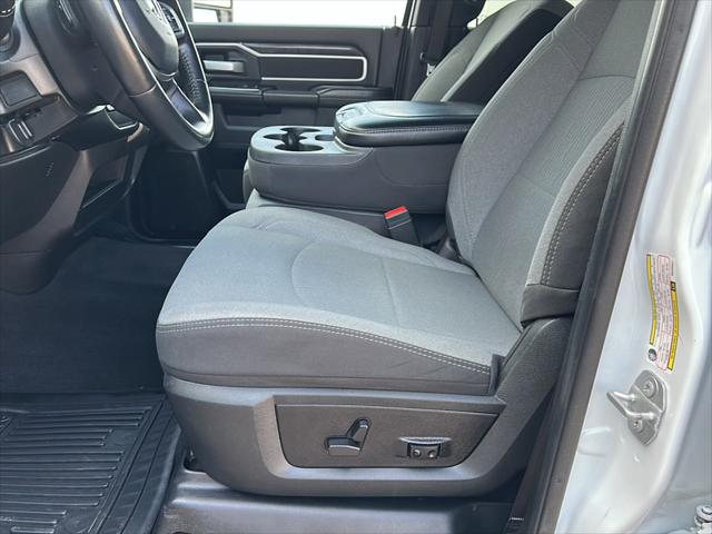 2024 Ram 3500 Big Horn Crew Cab 4x4 8 Box